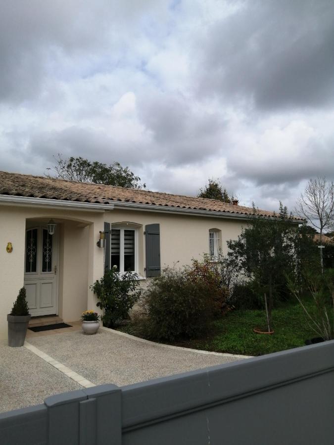 Apartmán La Conviviale Saintes Exteriér fotografie